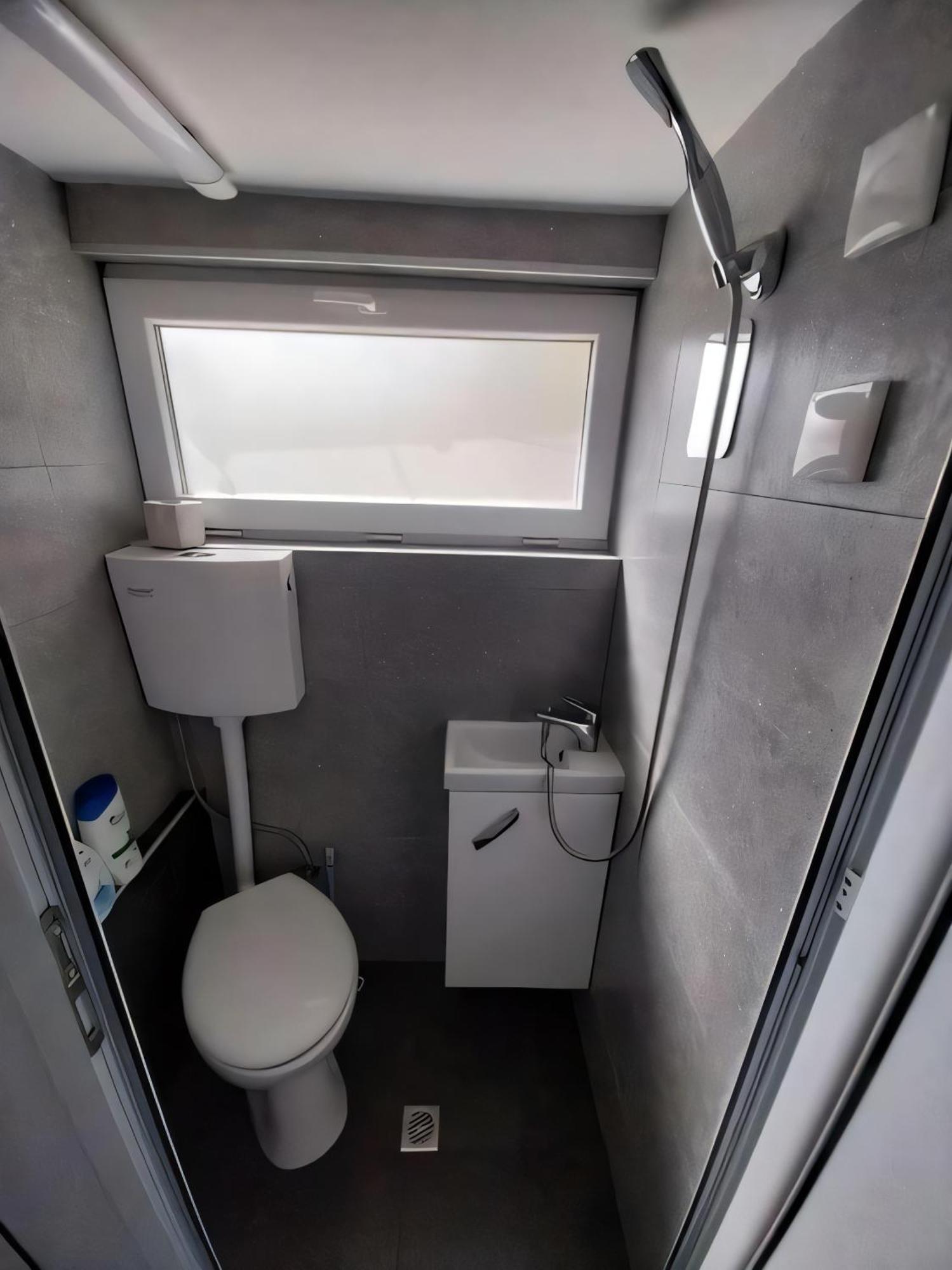 Apartament Independent In A House In The