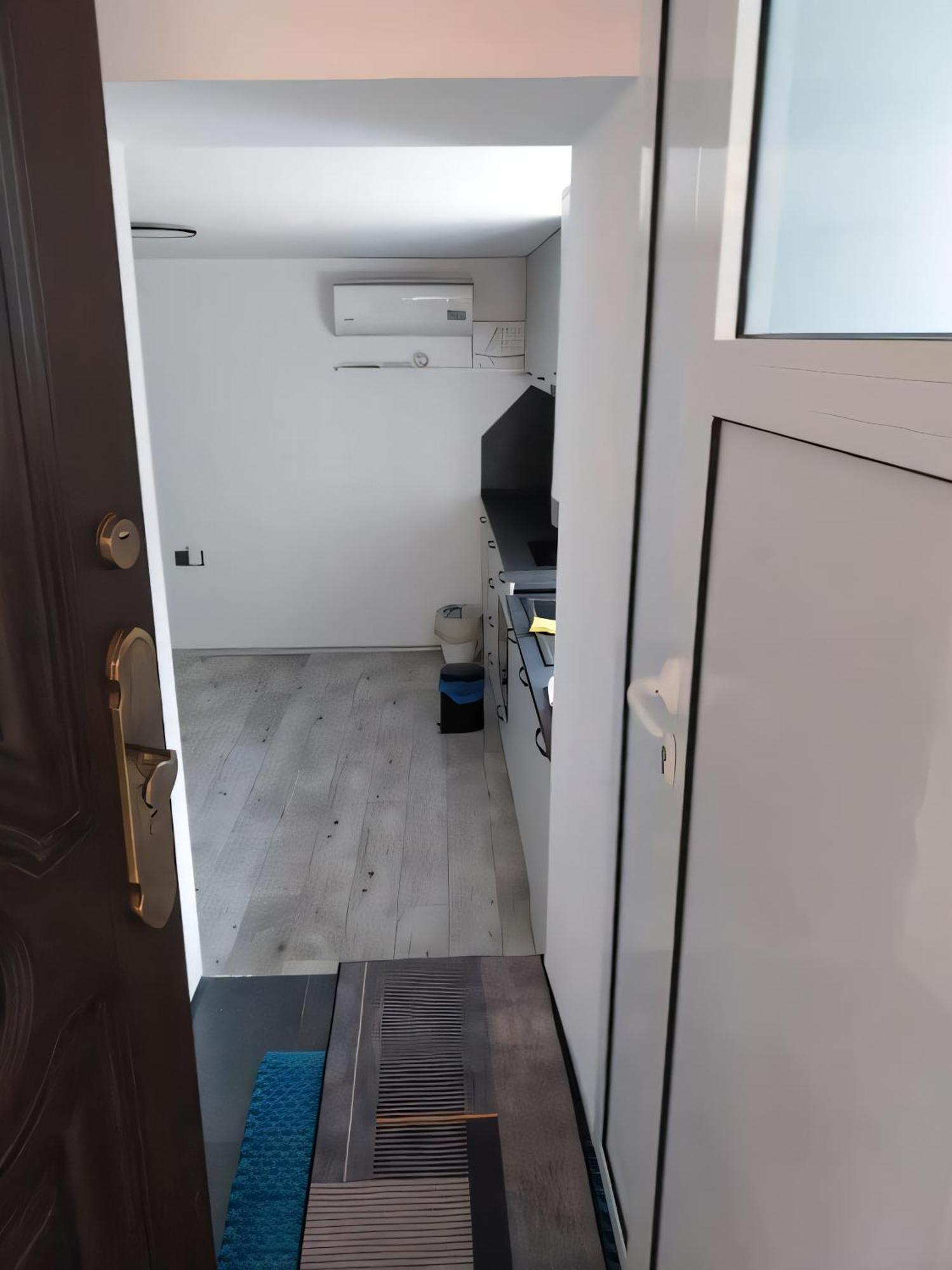 Independent In A House In The